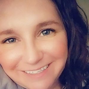 Meet your Posher, Candice